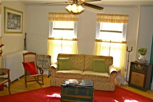 The Young House Bed And Breakfast Millinocket 外观 照片