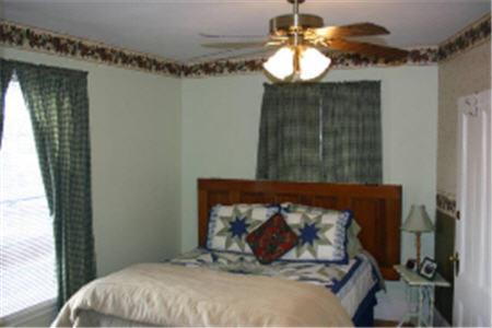 The Young House Bed And Breakfast Millinocket 客房 照片
