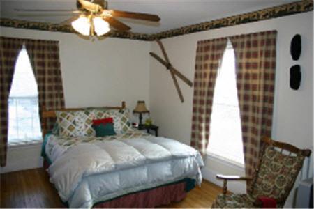 The Young House Bed And Breakfast Millinocket 客房 照片